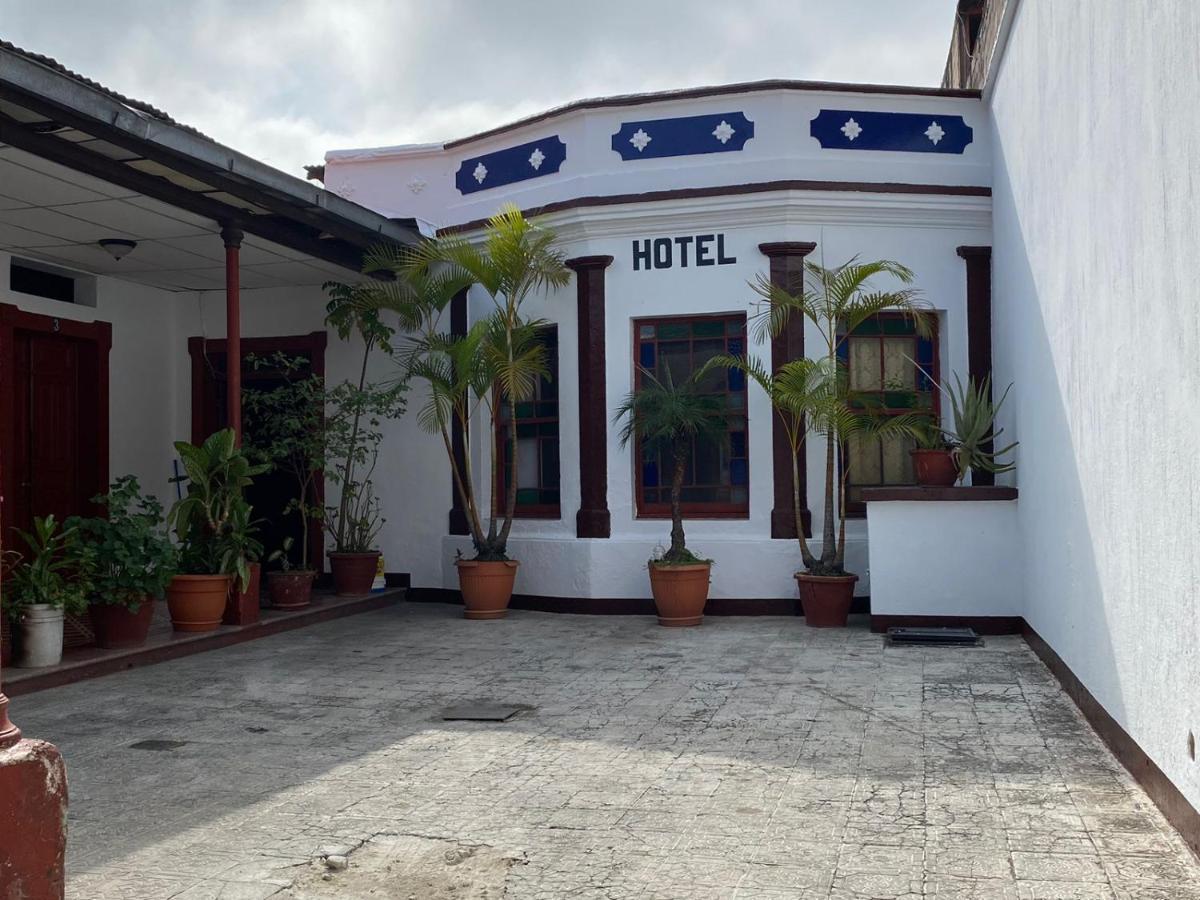 Hotel Malybu Gwatemala Zewnętrze zdjęcie